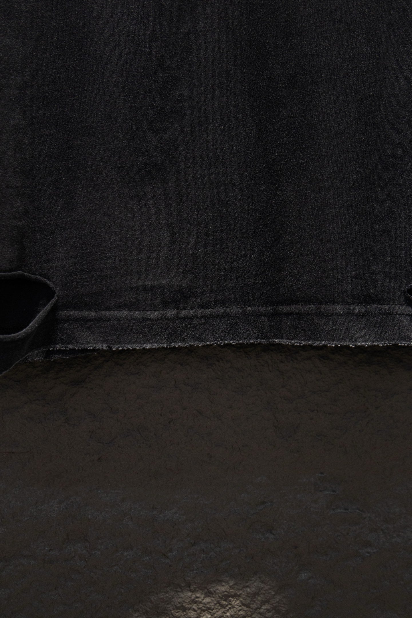 Balenciaga T-shirt bottom hem with stitched edging, black