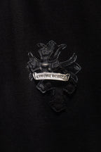 Black T-shirt with embroidered crest logo on chest