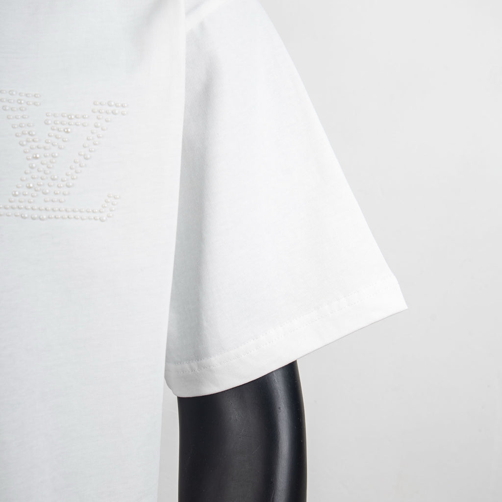 Louis Vuitton white T-shirt with studded emblem on front side