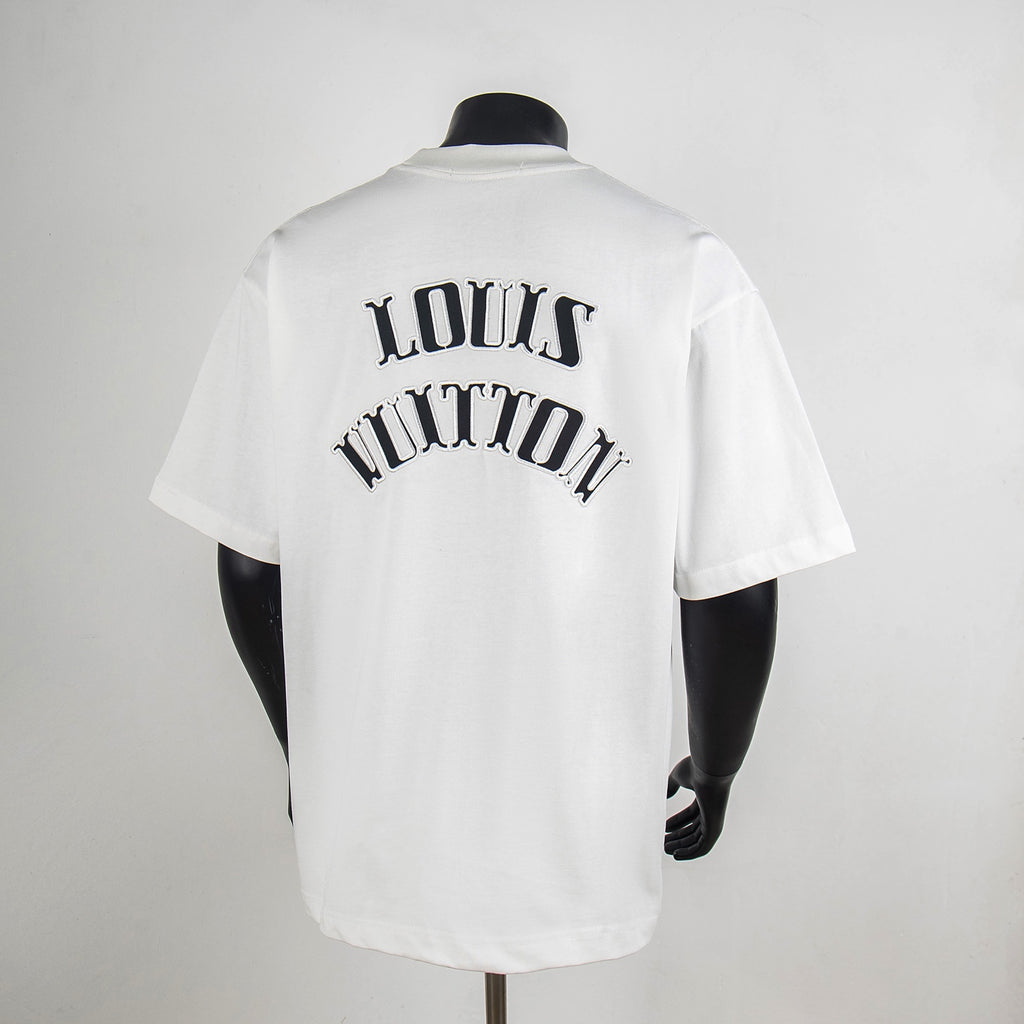White short-sleeve T-shirt with large back lettering graphic