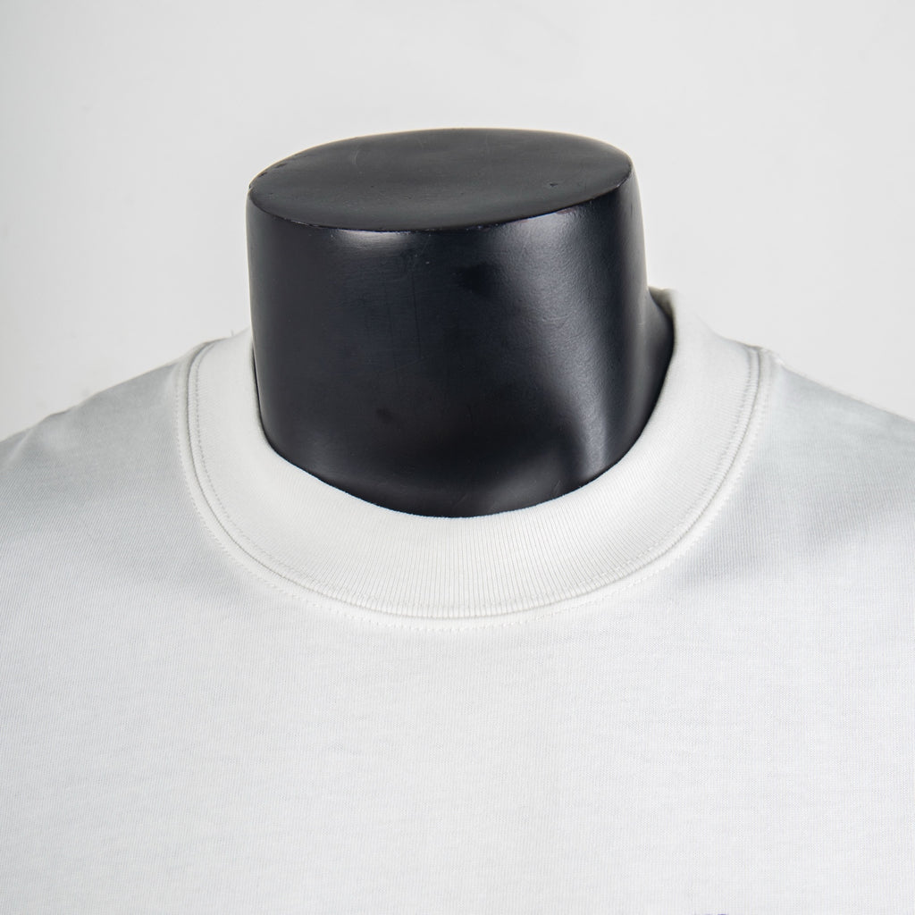 Louis Vuitton white crewneck short-sleeve shirt collar, ribbed neckline detail