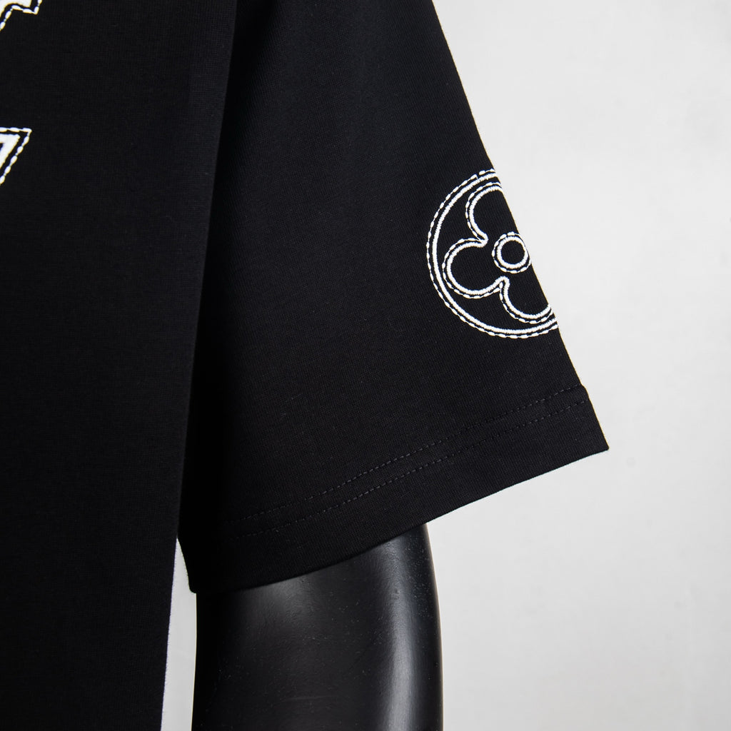 Louis Vuitton black short-sleeve T-shirt sleeve with crest logo embroidery