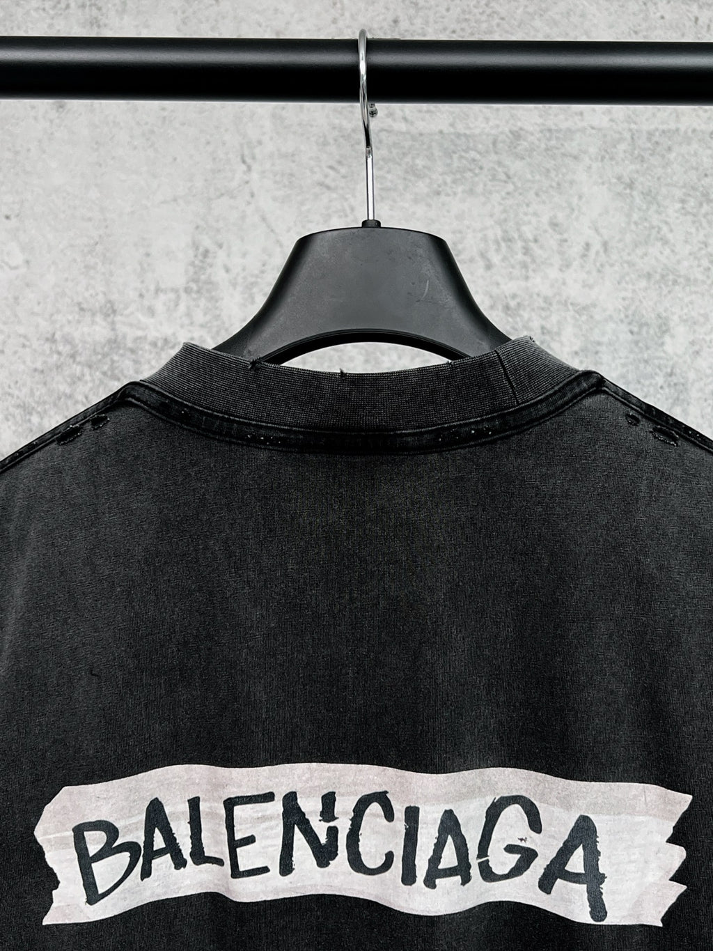 Balenciaga long-sleeve crewneck T-shirt, black, back logo banner print