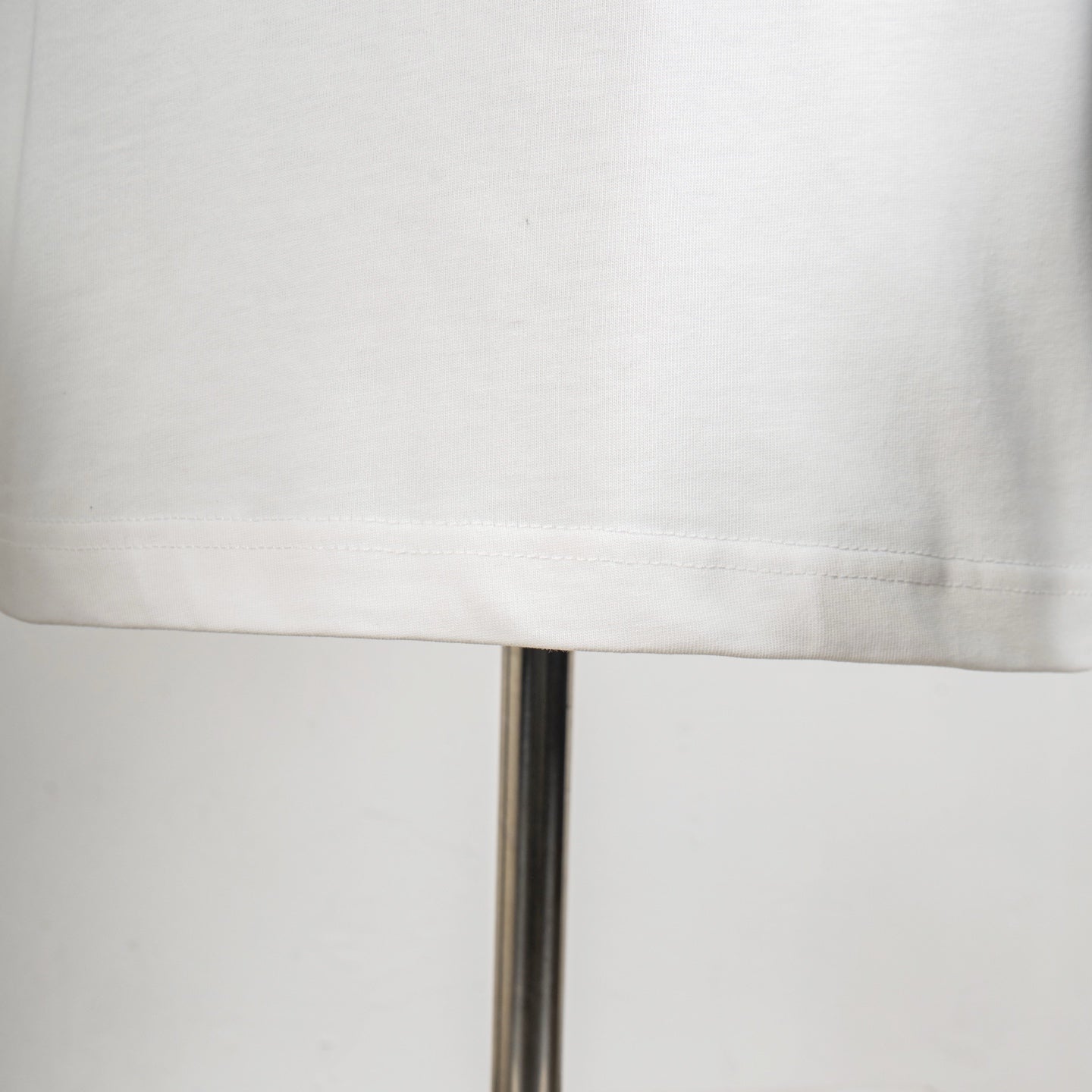 Louis Vuitton white T-shirt hem and stitching detail