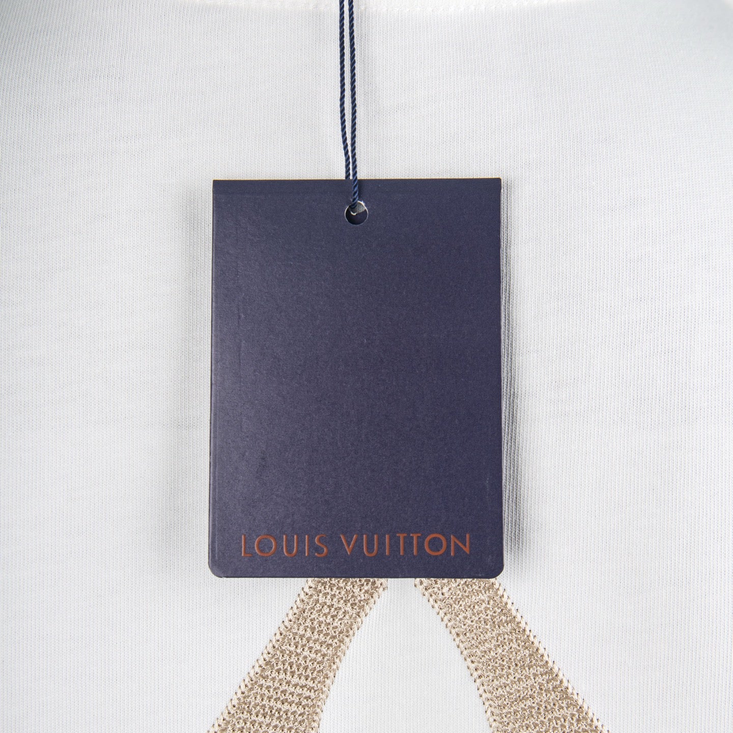 Louis Vuitton white T-shirt with Louis Vuitton hang tag