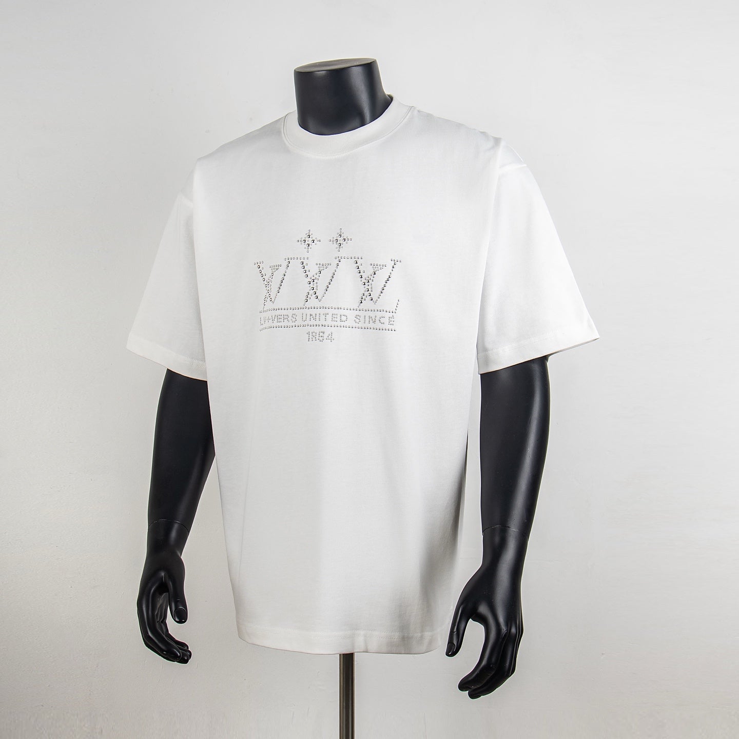 White short-sleeve T-shirt with rhinestone logo graphic at chest