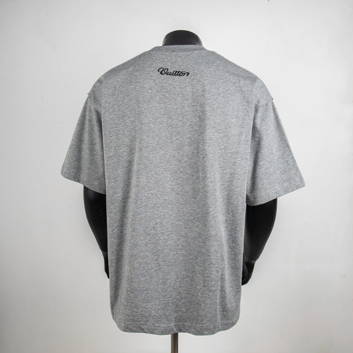 Louis Vuitton short-sleeve T-shirt in heather gray with back Vuitton script logo