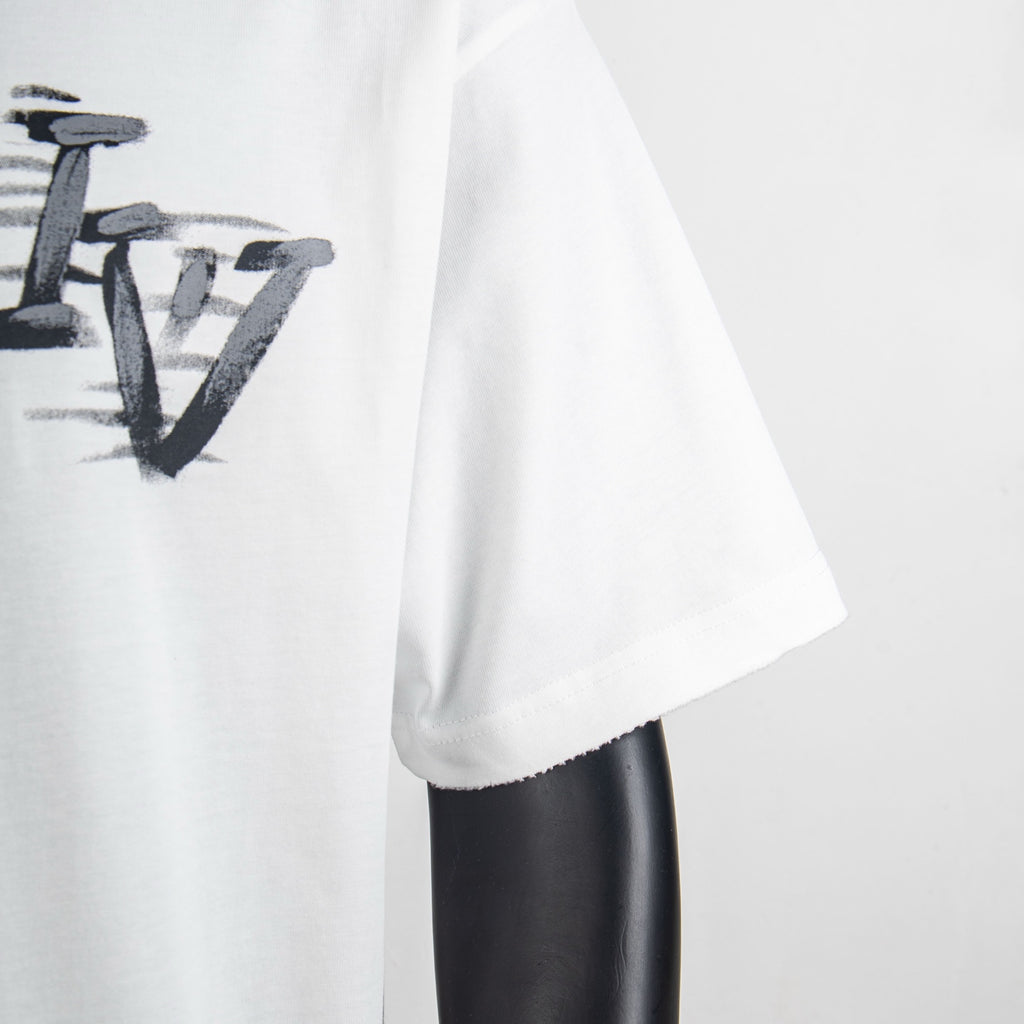 White T-shirt with short sleeves and side drape