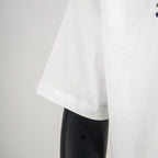 White T-shirt side with loose hem and short sleeves