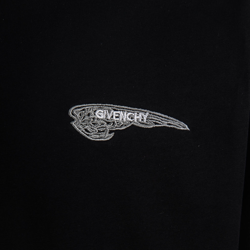 Embroidered Givenchy emblem on black T-shirt chest