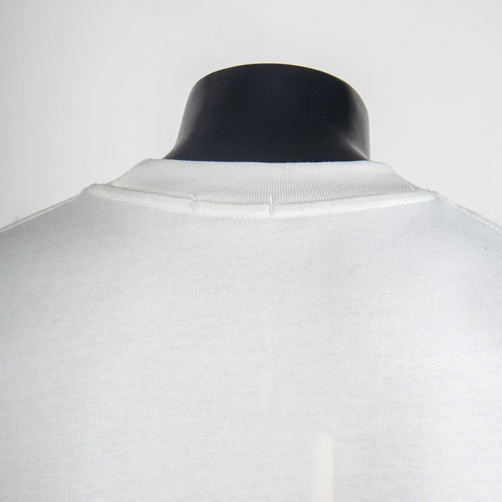 White Dior T-shirt neckline and shoulder seam detail