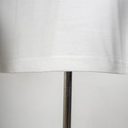 White Dior T-shirt hem with double-stitched seam