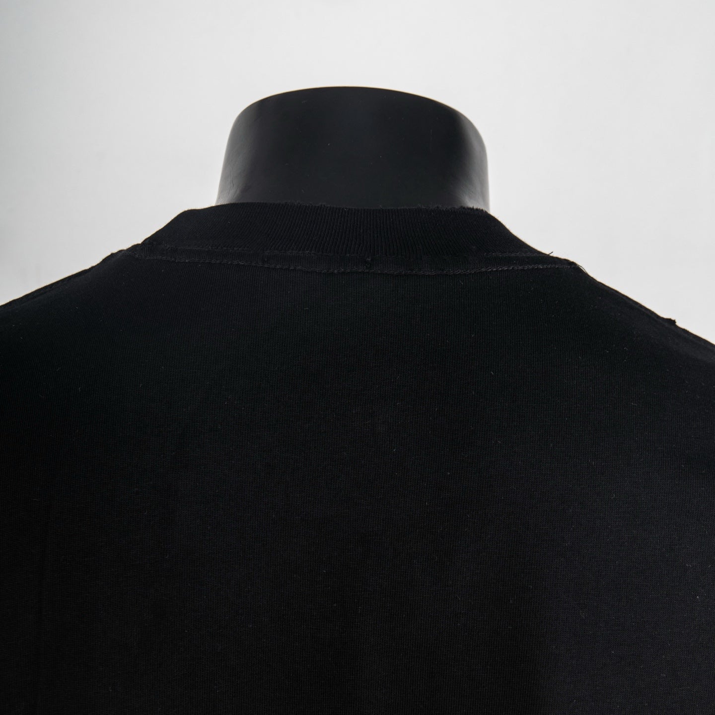 Dior short-sleeve T-shirt, black back yoke and collar