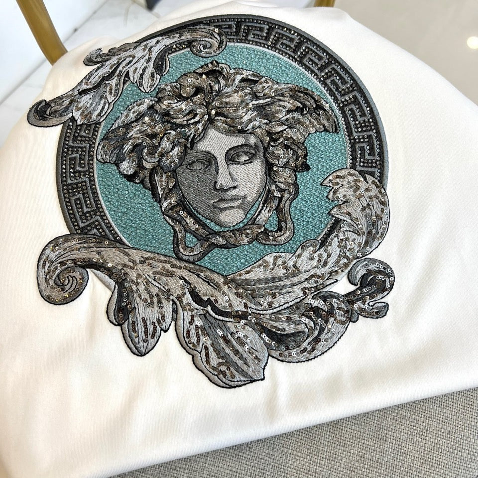 White Versace T-shirt Medusa face graphic print detail
