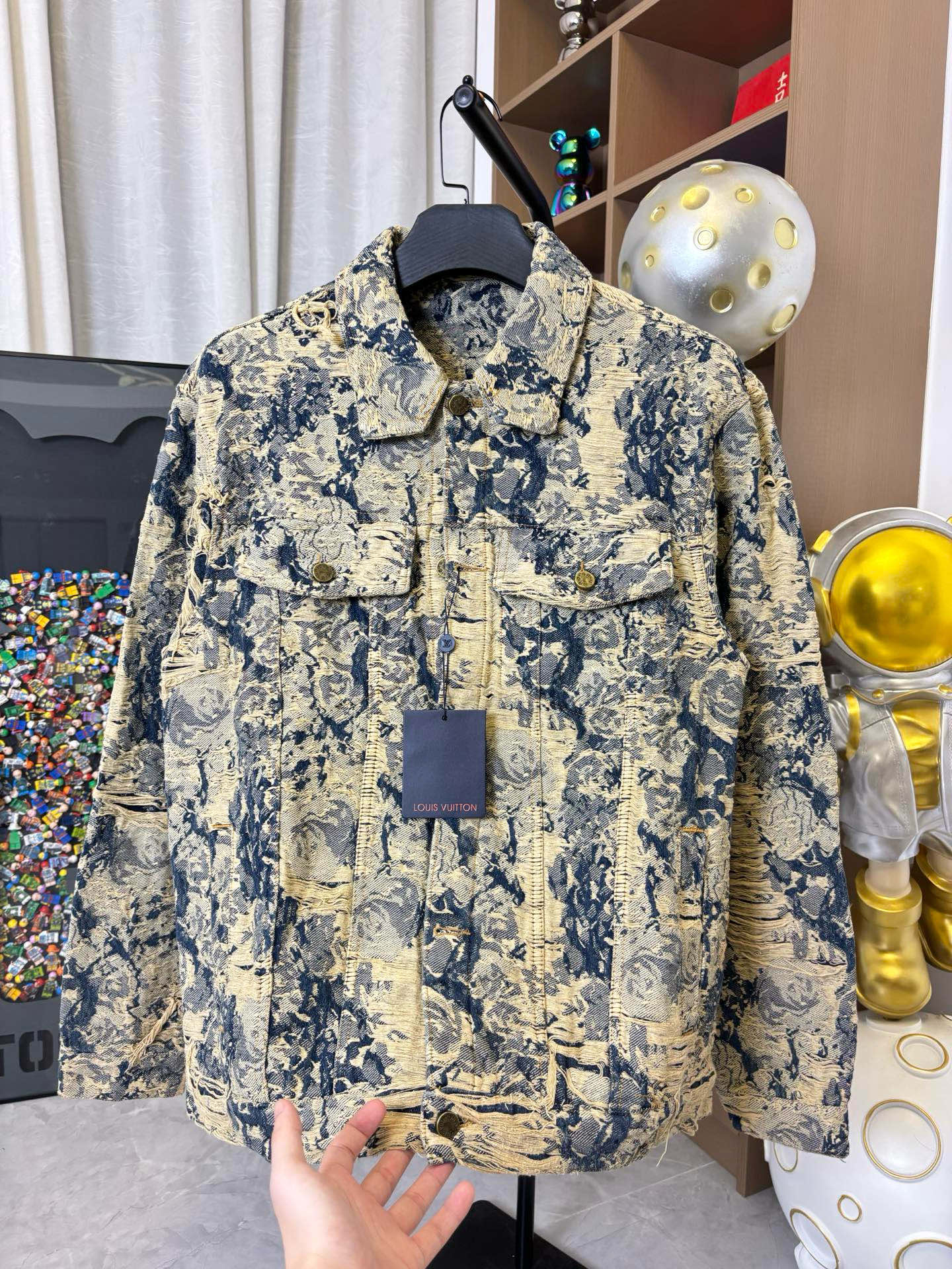 Louis Vuitton long-sleeve jacket in blue and cream textured fabric