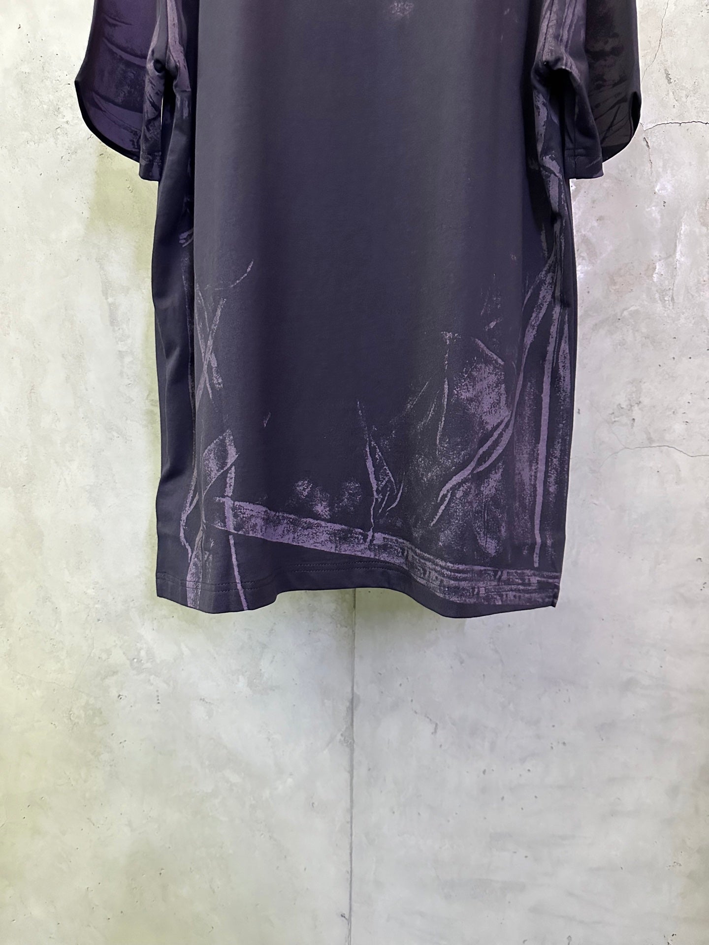 Louis Vuitton dark purple graphic crewneck T-shirt, lower back view