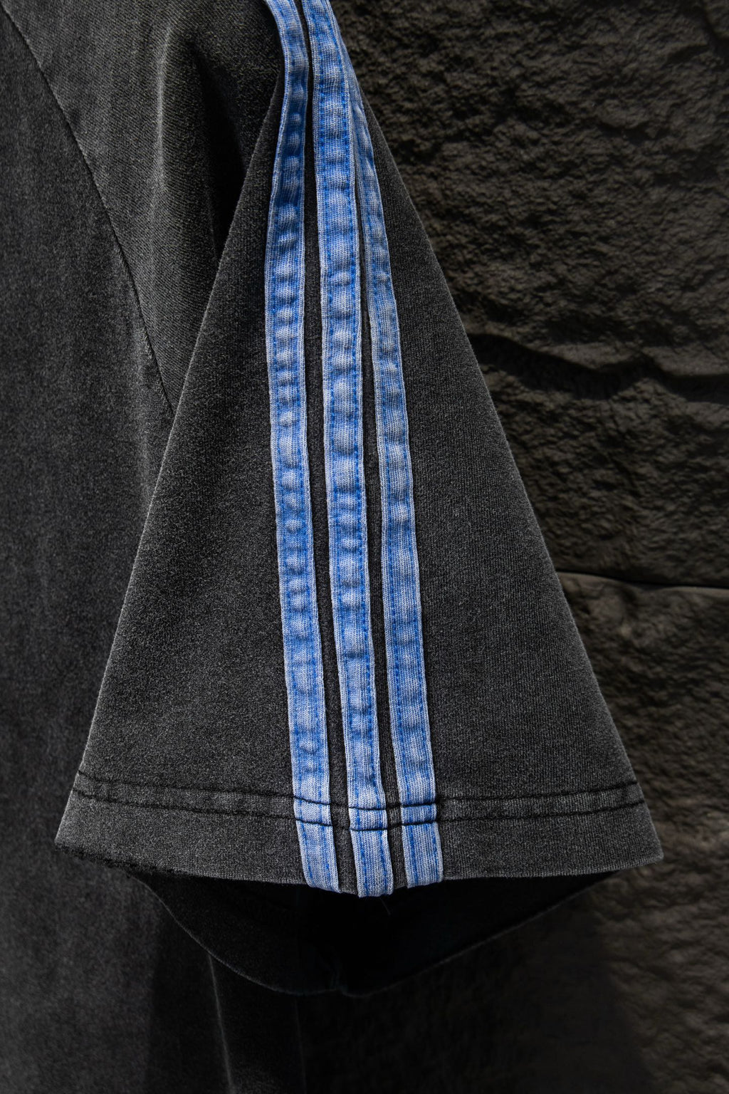Balenciaga T-shirt sleeve with light blue side stripe detail