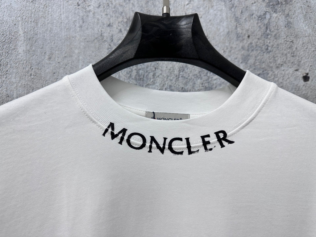 White Moncler crew-neck T-shirt collar with MONCLER lettering