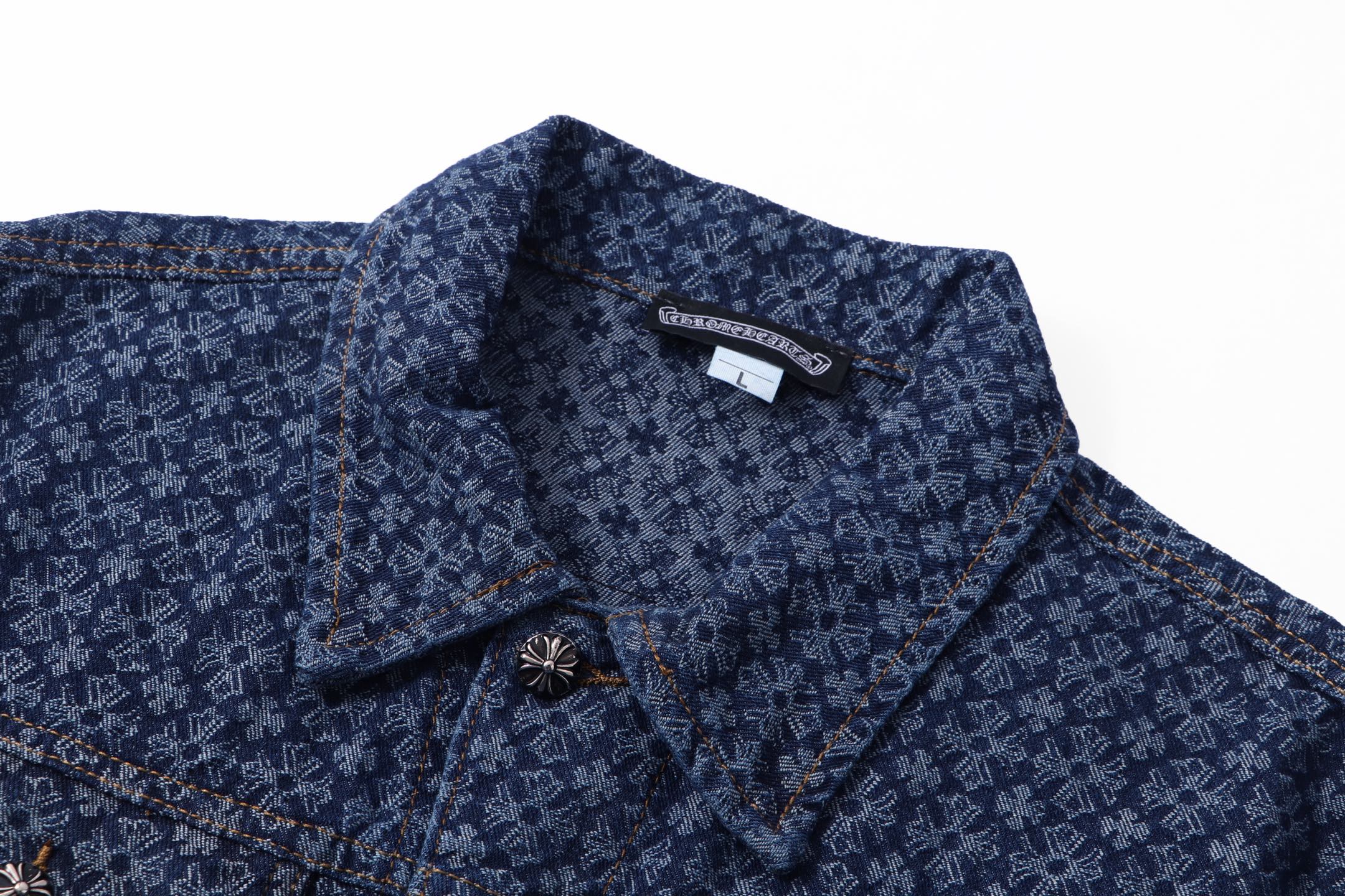 Dark blue patterned long-sleeve button-up shirt collar with front button