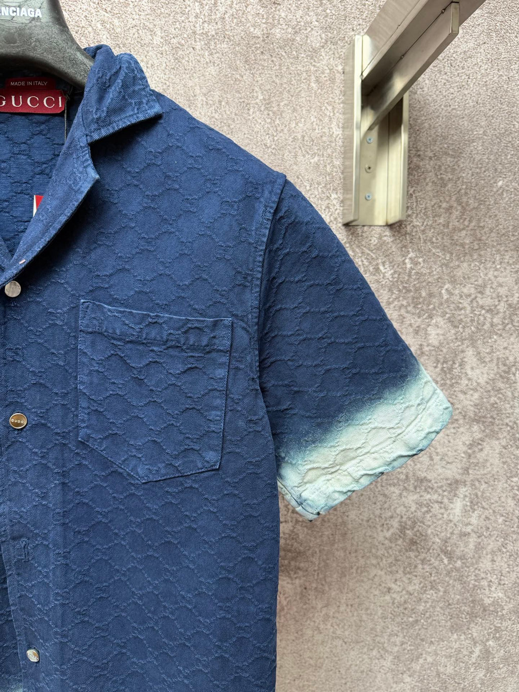 Gucci short-sleeve shirt with chest pocket, dark blue with light blue trim