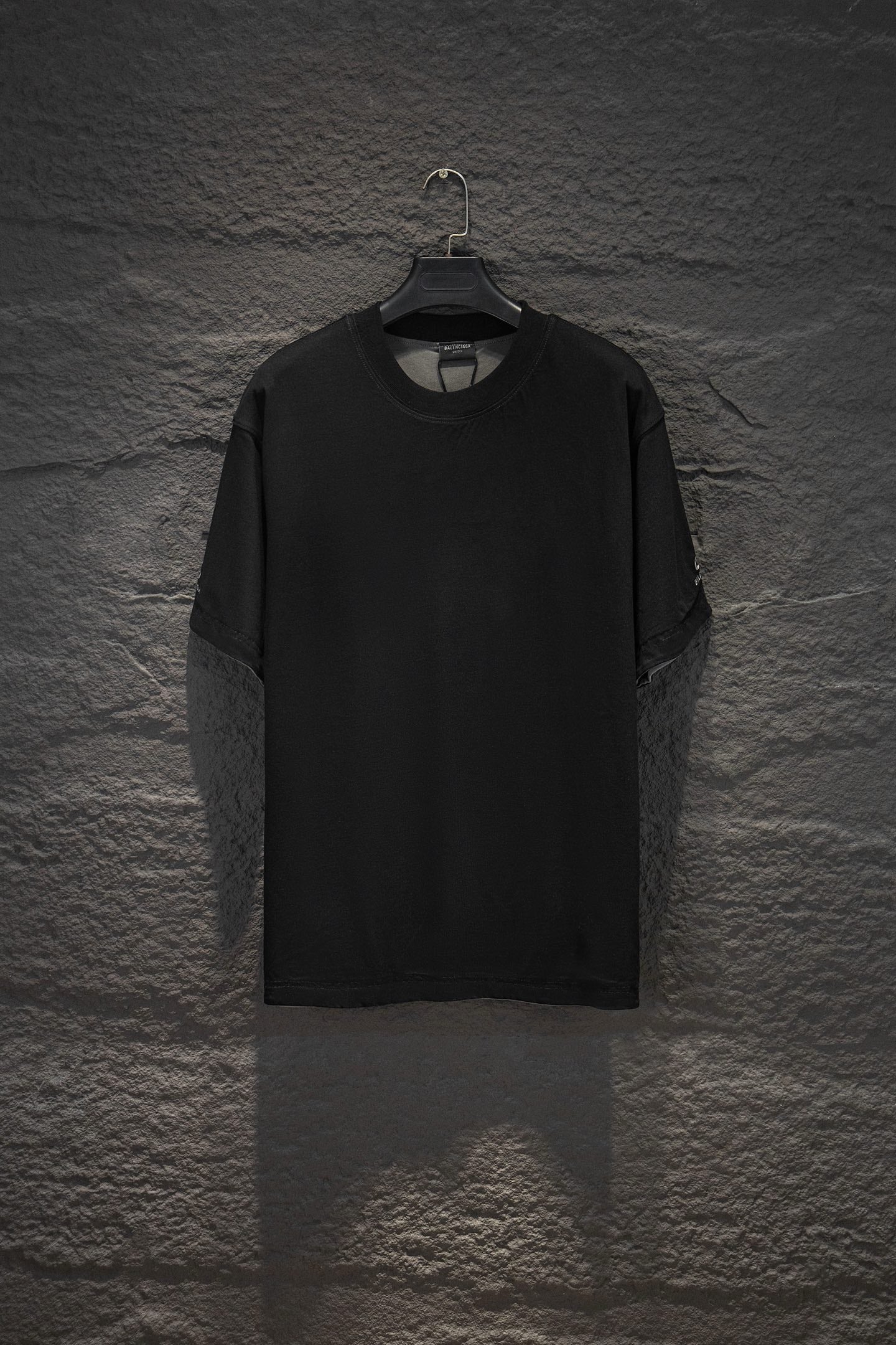Balenciaga short-sleeve T-shirt, black crew neck, straight hem
