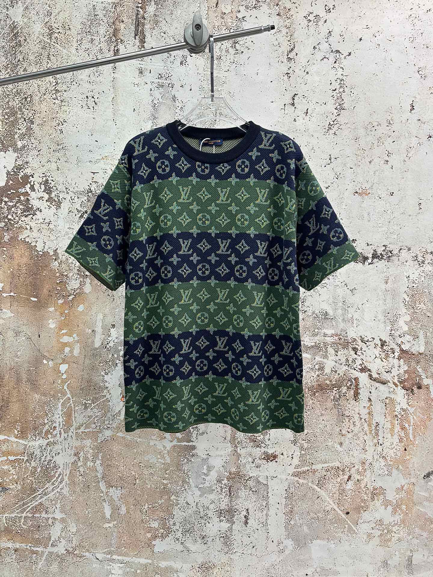 Louis Vuitton Clothes short