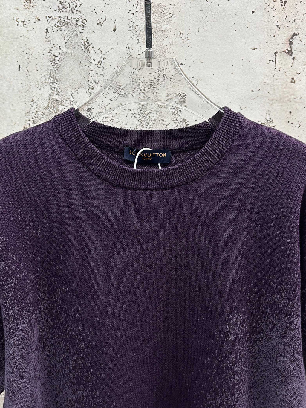 Purple crew-neck short-sleeve T-shirt, ribbed collar detail