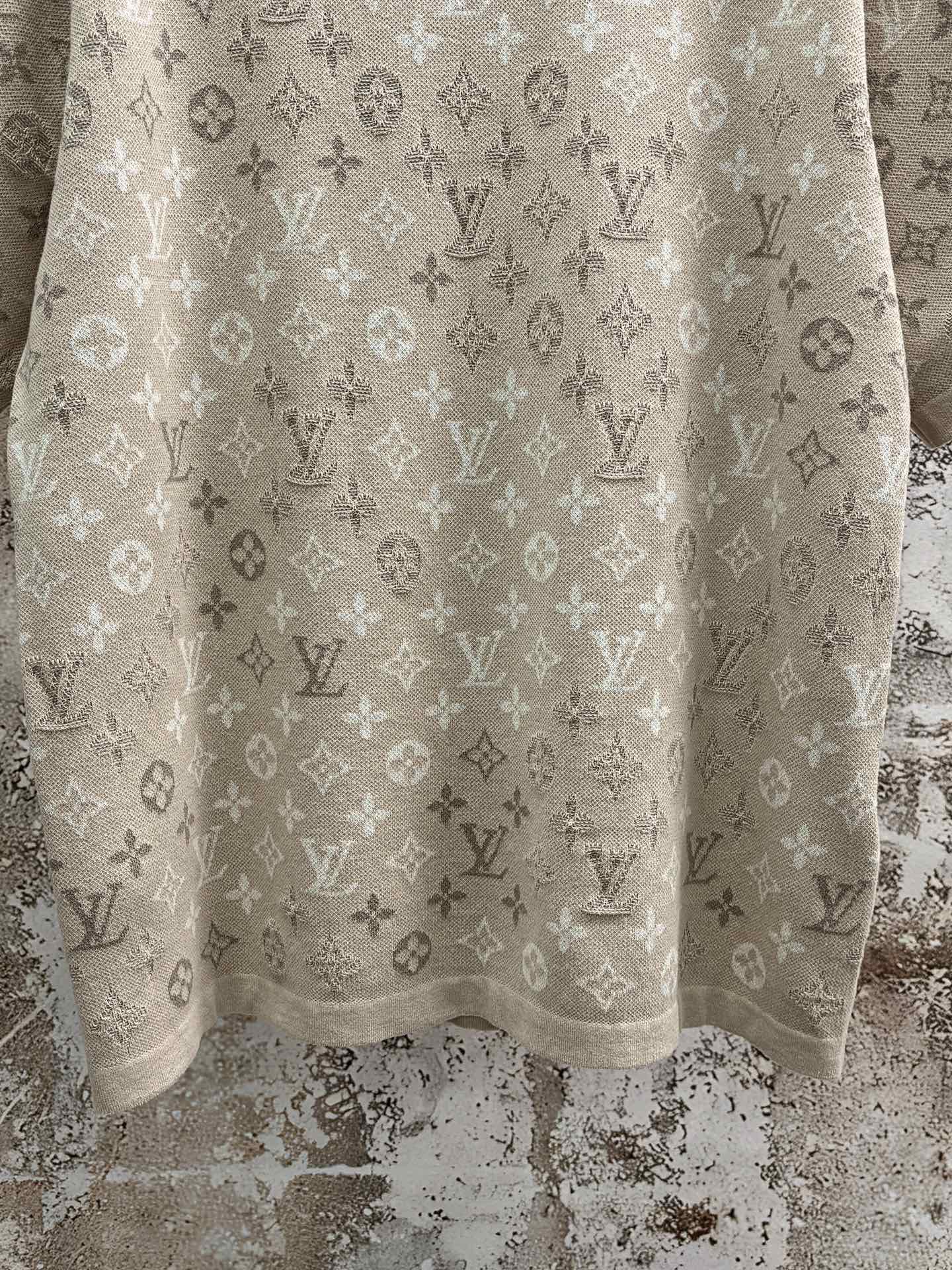 Louis Vuitton Clothes short