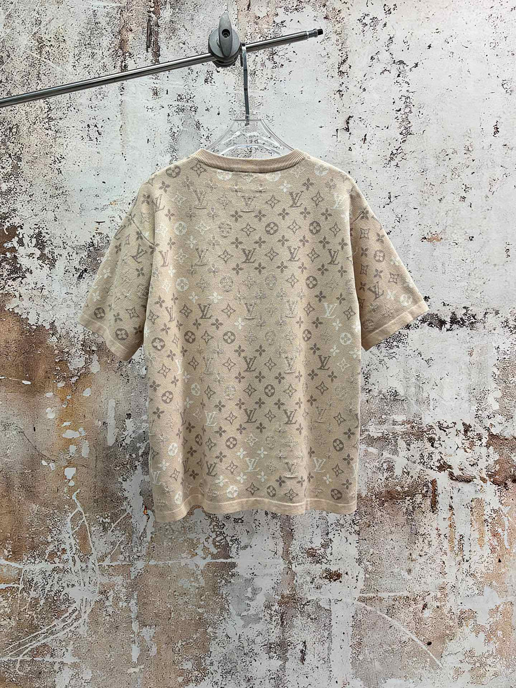 Beige monogram T-shirt with short sleeves and crew neckline