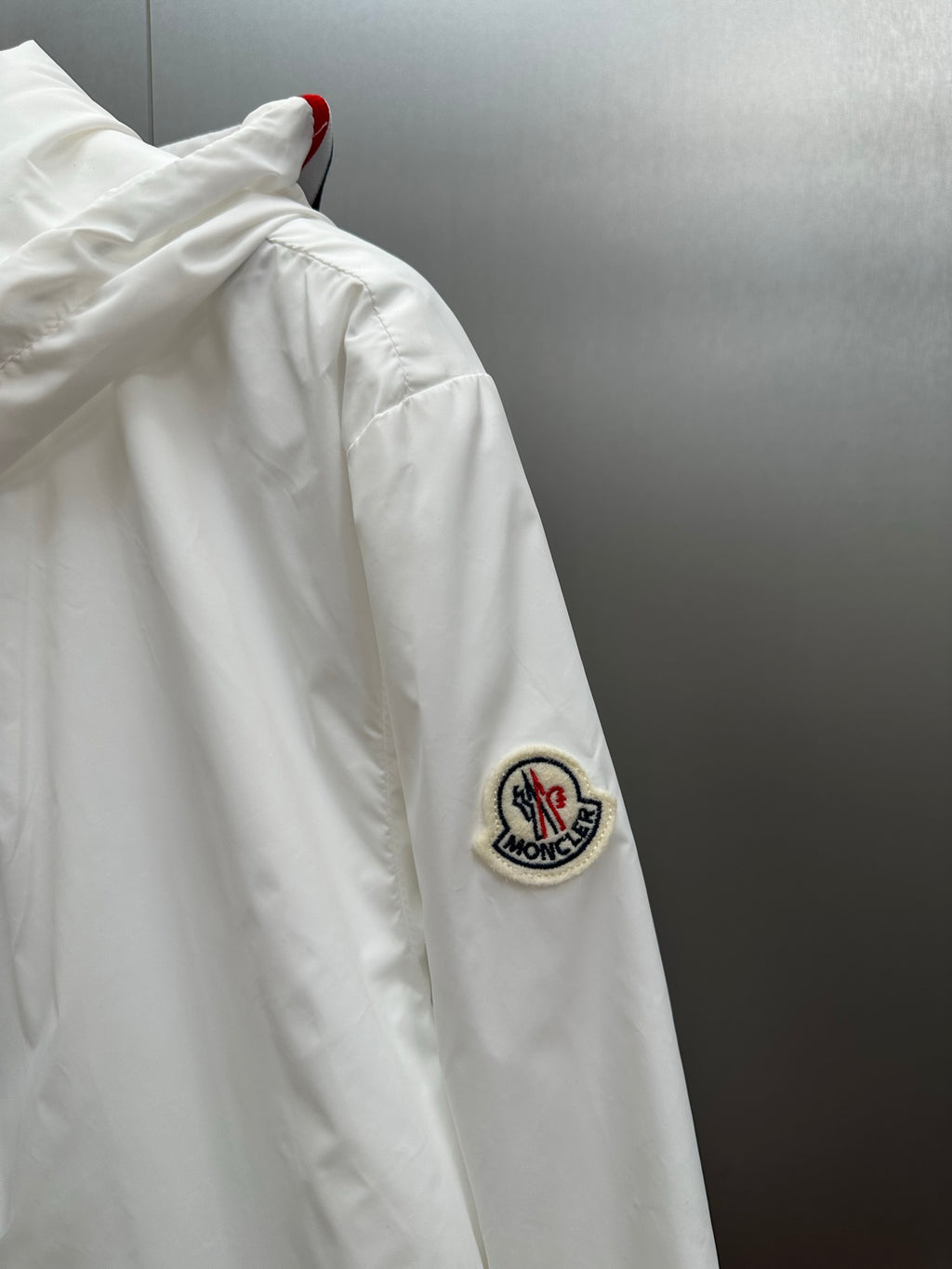 Moncler long white sleeve with circular logo patch
