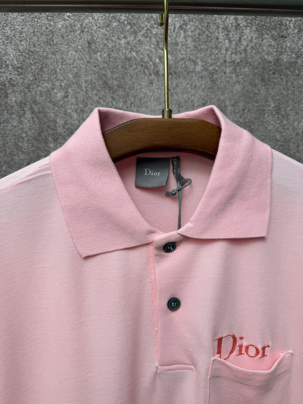Dior short-sleeve polo shirt in light pink, collar and button placket with tags