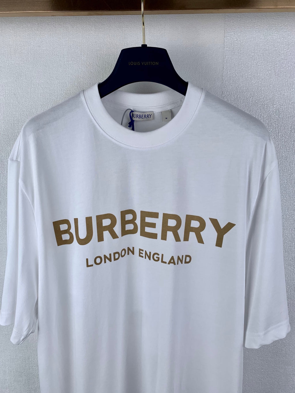 White Burberry crew-neck T-shirt with large chest BURBERRY London England print