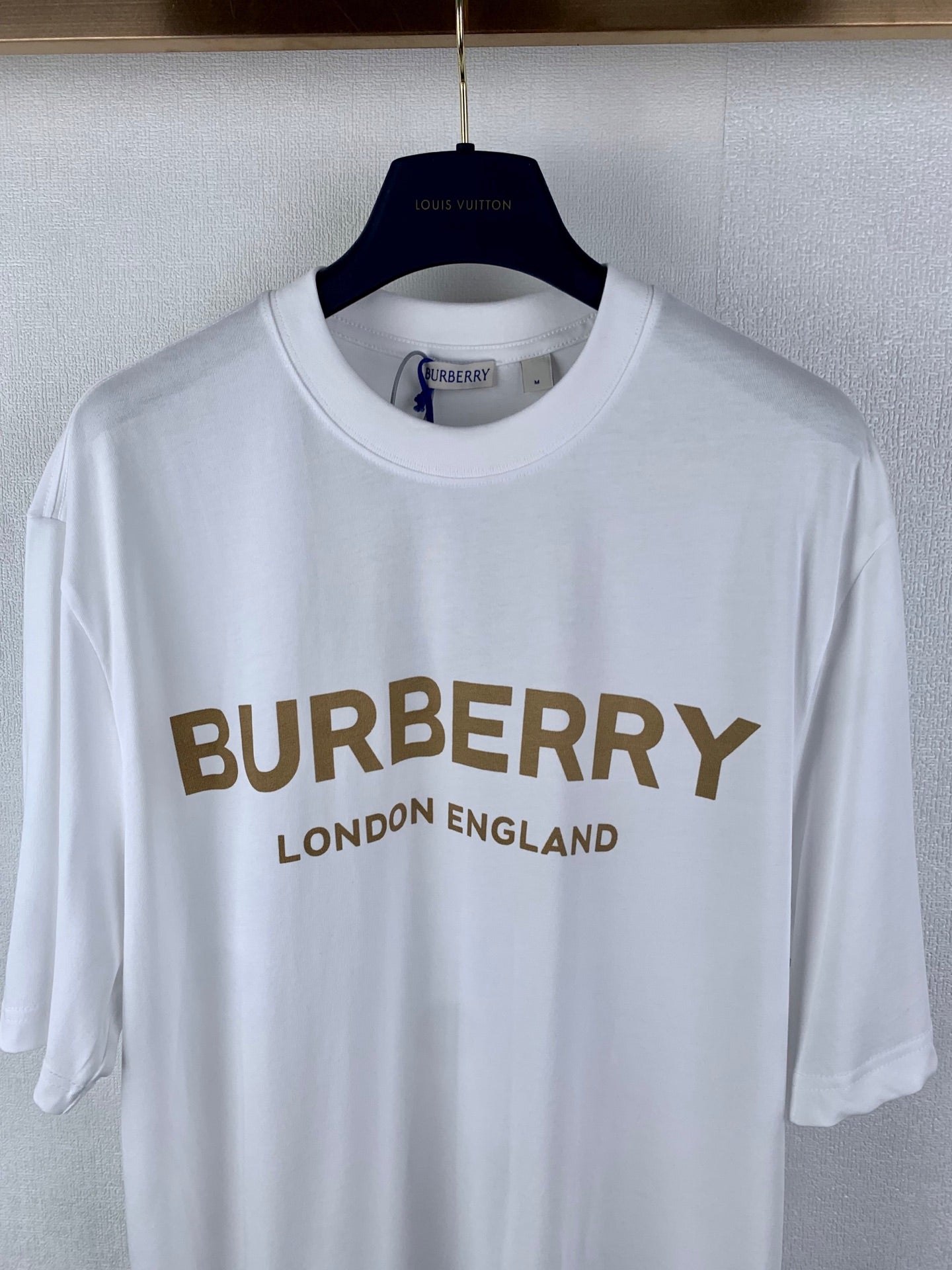 White Burberry crew-neck T-shirt with large chest BURBERRY London England print