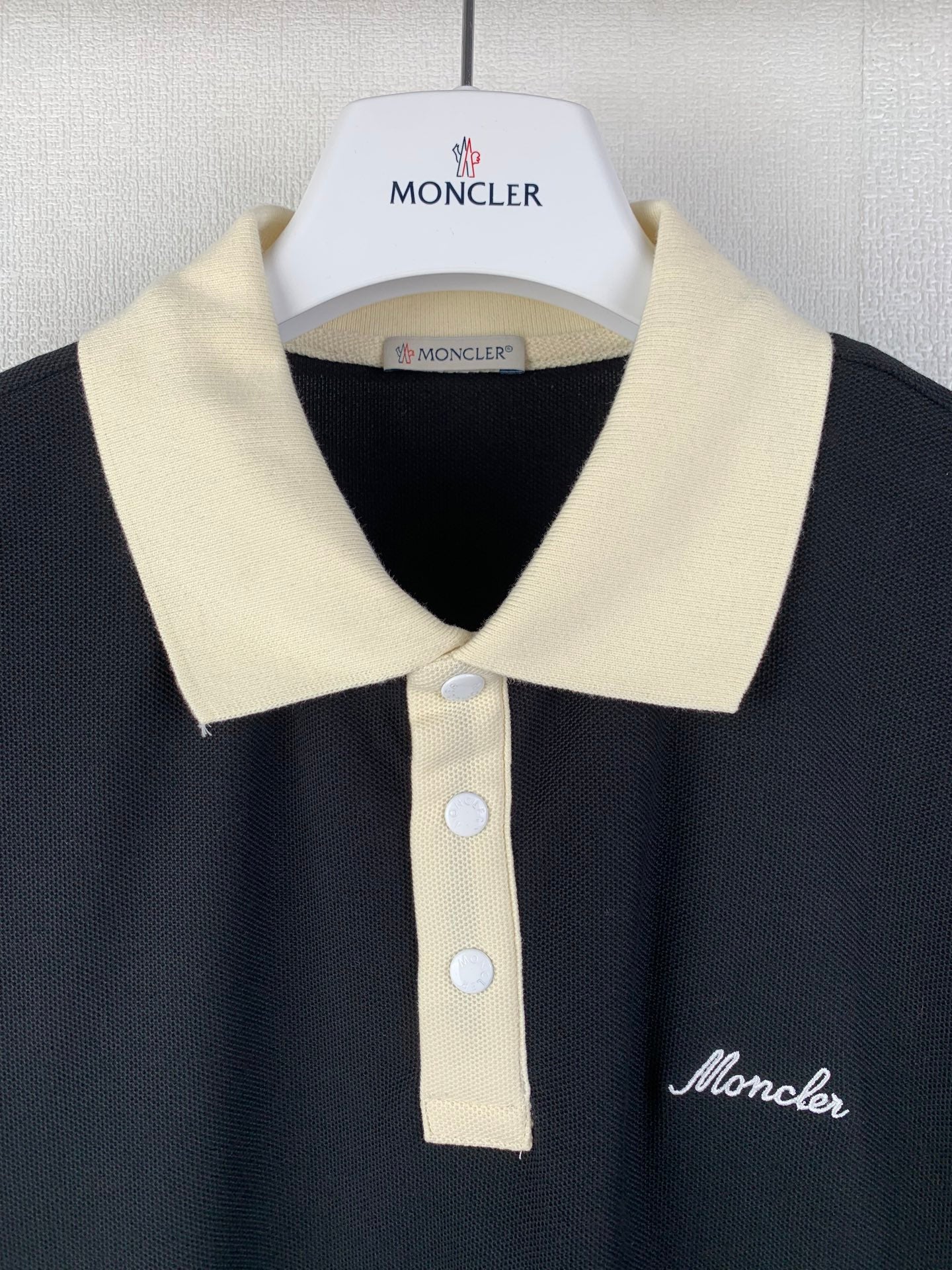 Clothes Moncler short