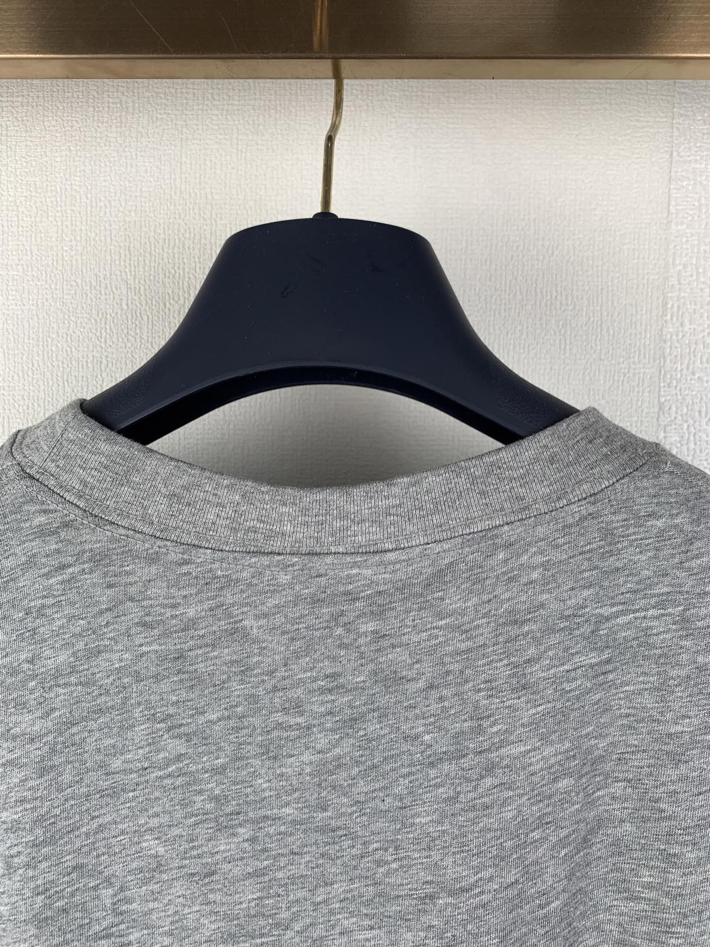 Dior short-sleeve top, heather gray crew neck with short sleeves