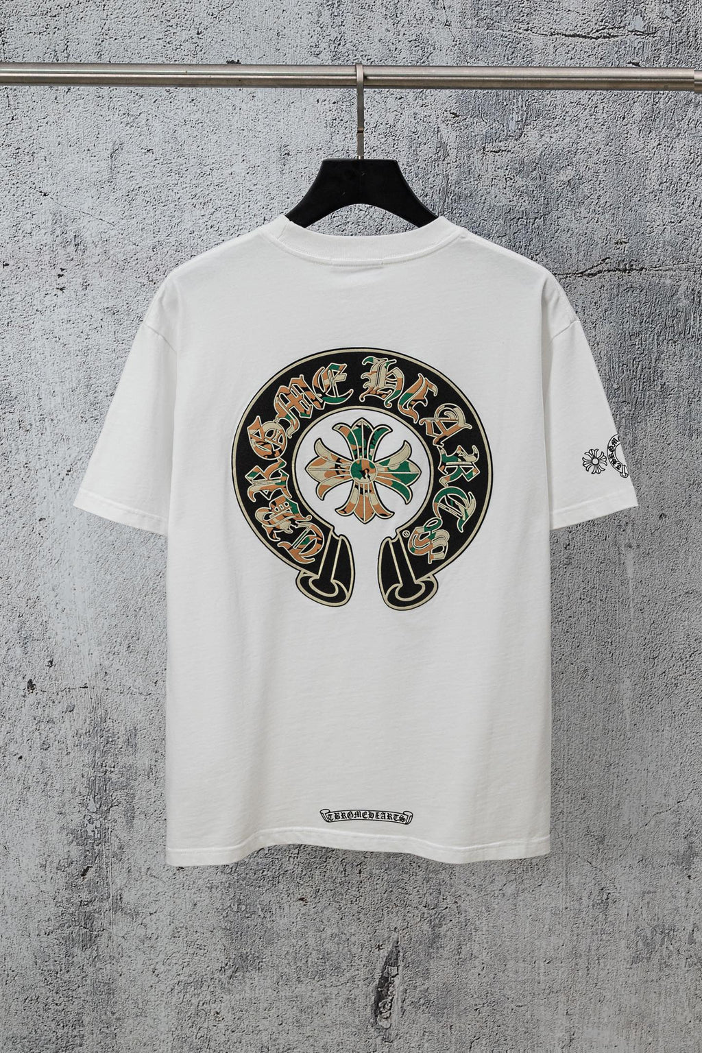 White short-sleeve T-shirt with large round back graphic and small sleeve print