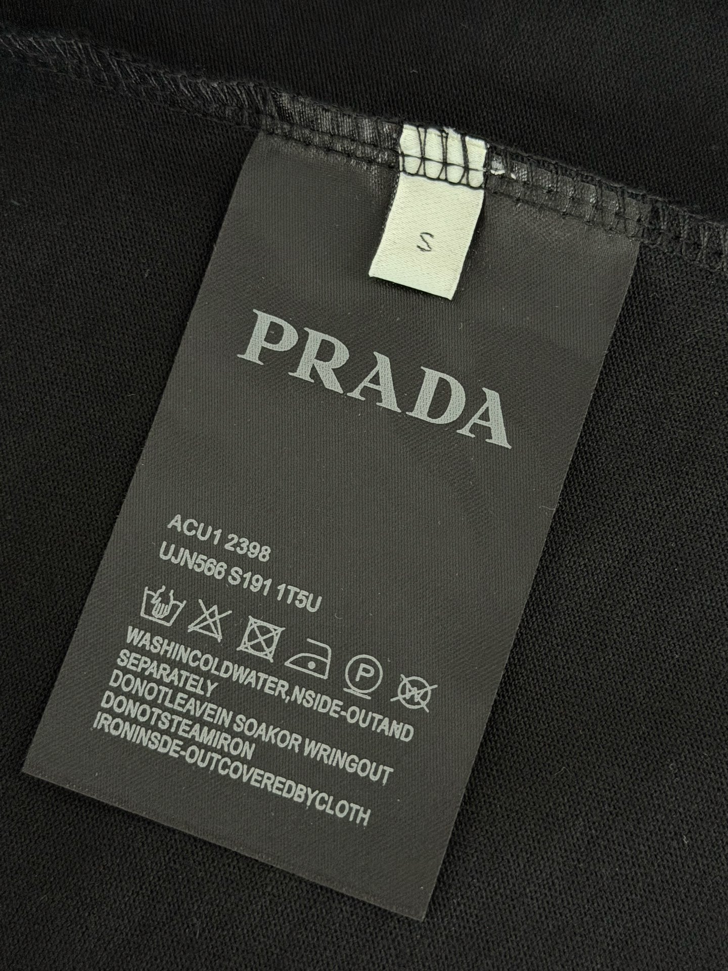 Prada Milano black T-shirt size and care label inside neckline