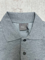 Heather gray polo collar with Dior label and two-button placket