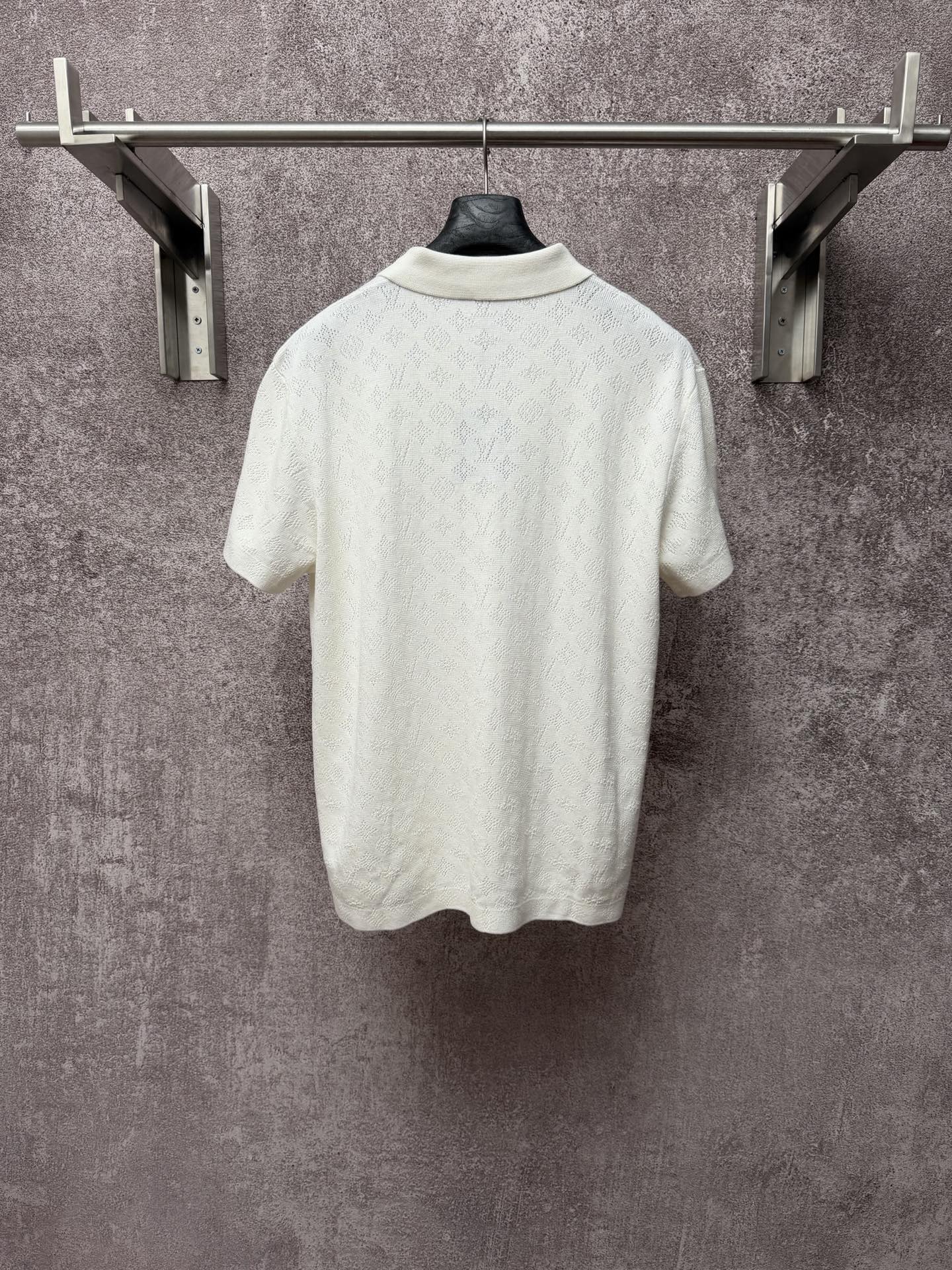 Off-white short-sleeve polo shirt with round back yoke and BALENCIAGA neck label
