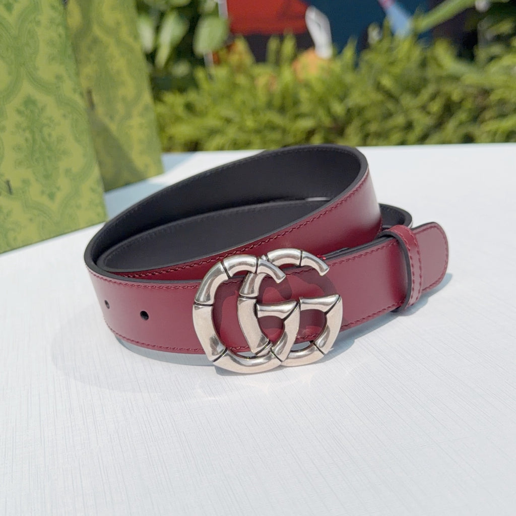 Gucci belt in wine red leather with silver buckle and black inner lining