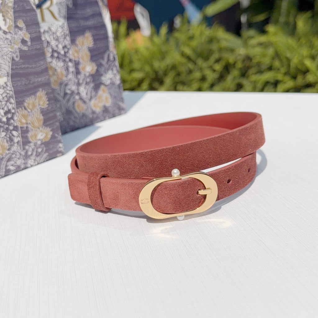 Rust leather belt with gold-tone buckle and round center keeper