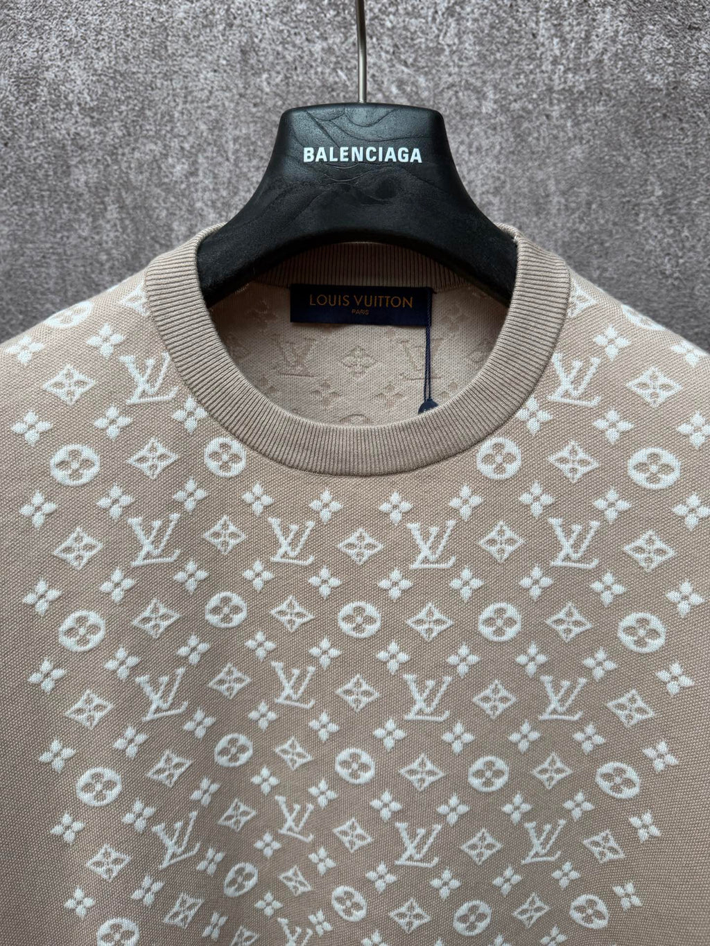 Light beige logo-print T-shirt front with ribbed crew neck and short sleeves