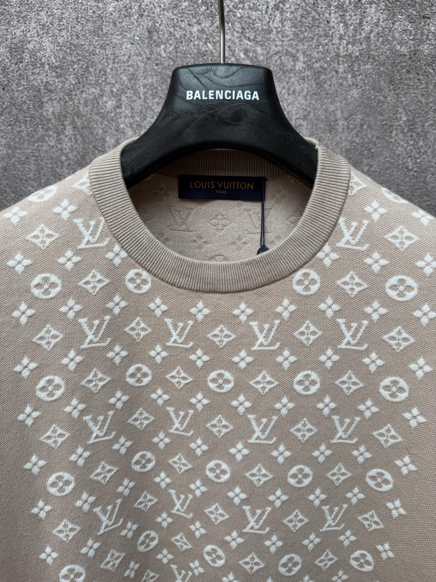 Light beige logo-print T-shirt front with ribbed crew neck and short sleeves
