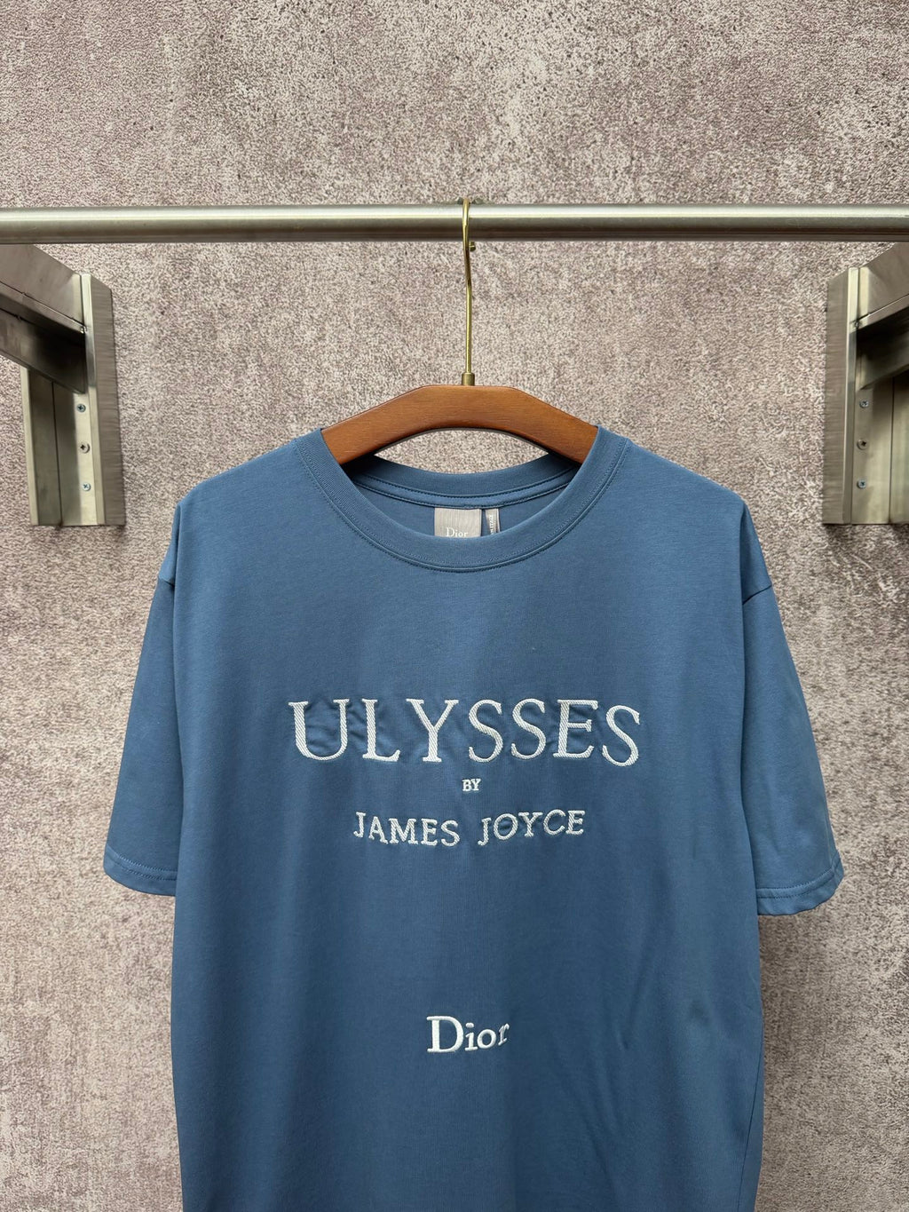 Blue short-sleeve T-shirt with ULYSSES by James Joyce and Dior logo