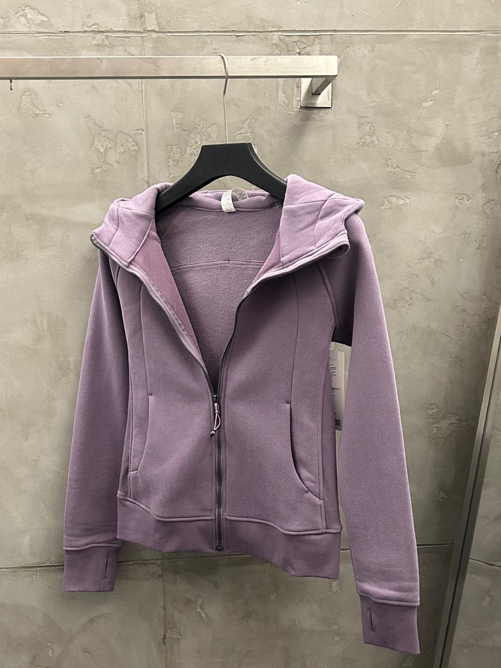 Lavender zip-front hoodie with hood and kangaroo pocket