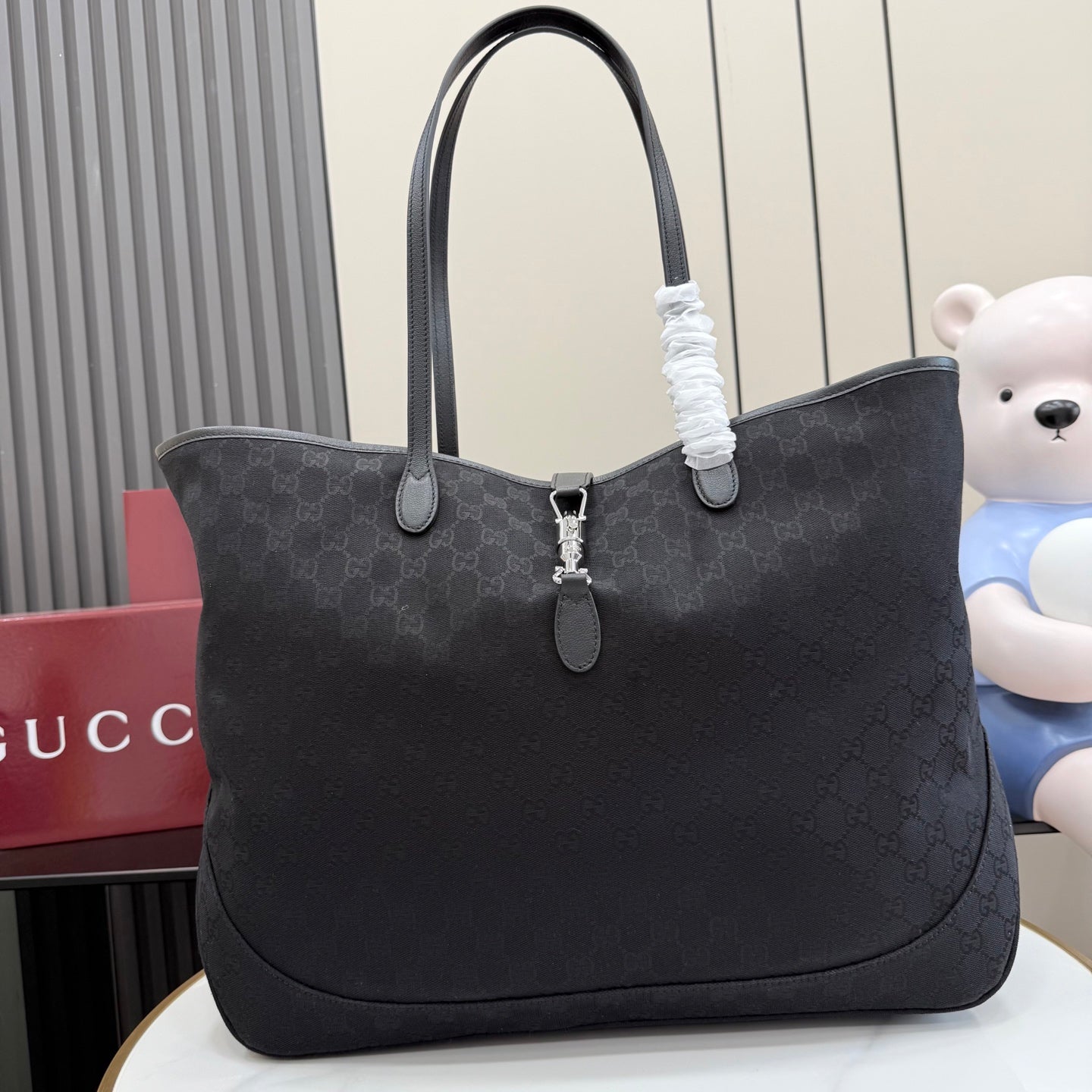 Gucci tote bag in dark gray with structured base and dual top handles