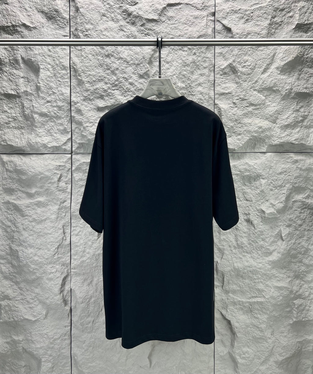 Black short-sleeve T-shirt, crew neck, plain front view