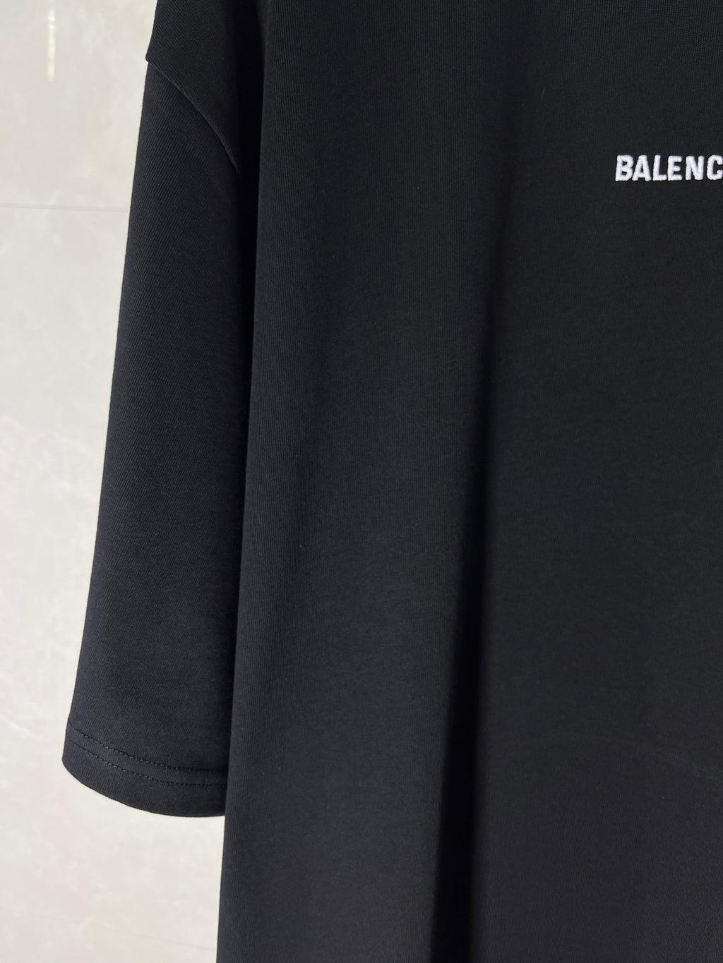Balenciaga dark navy T-shirt with clean side seam and short sleeves