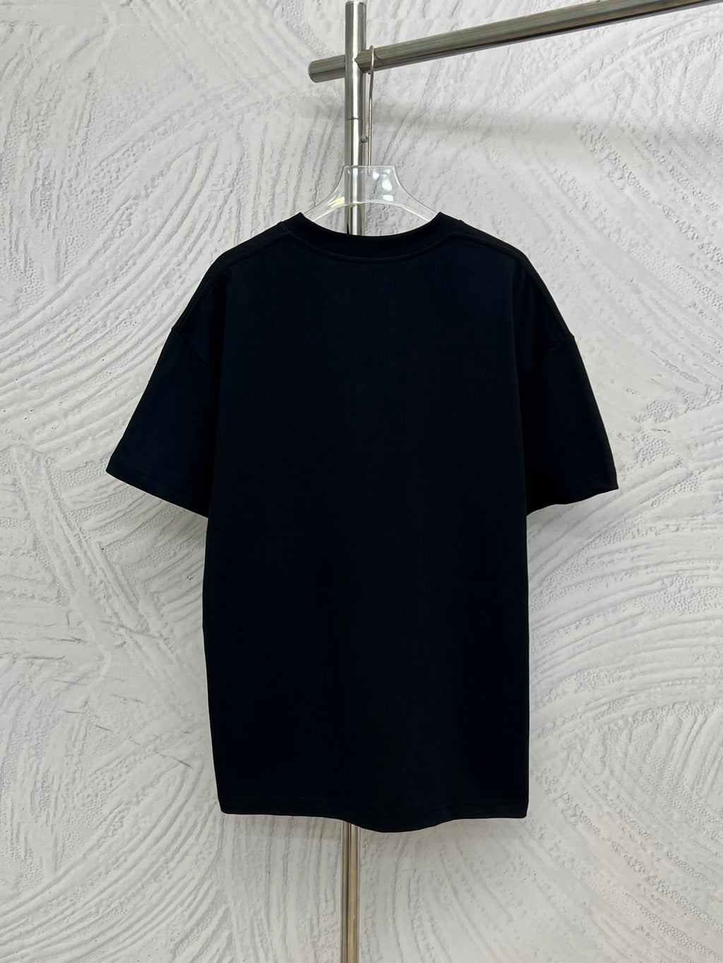 Black Gucci T-shirt, crew neck and short sleeves, plain front