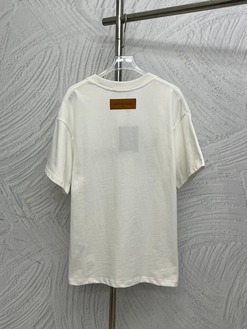 White Louis Vuitton T-shirt back view with small logo patch